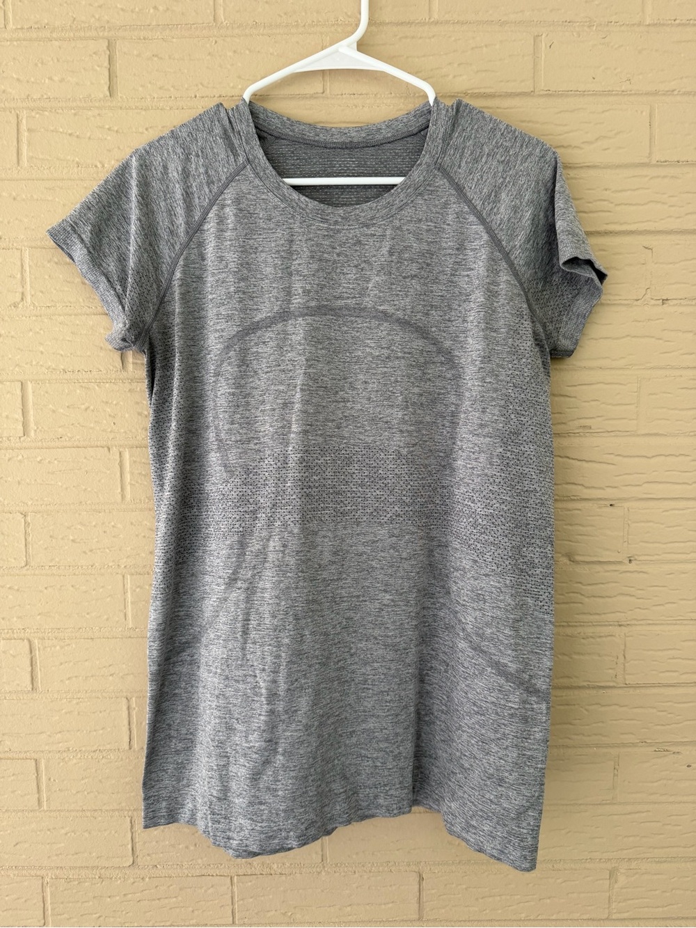Women's Gray Swiftly Tech Shirt- Lululemon